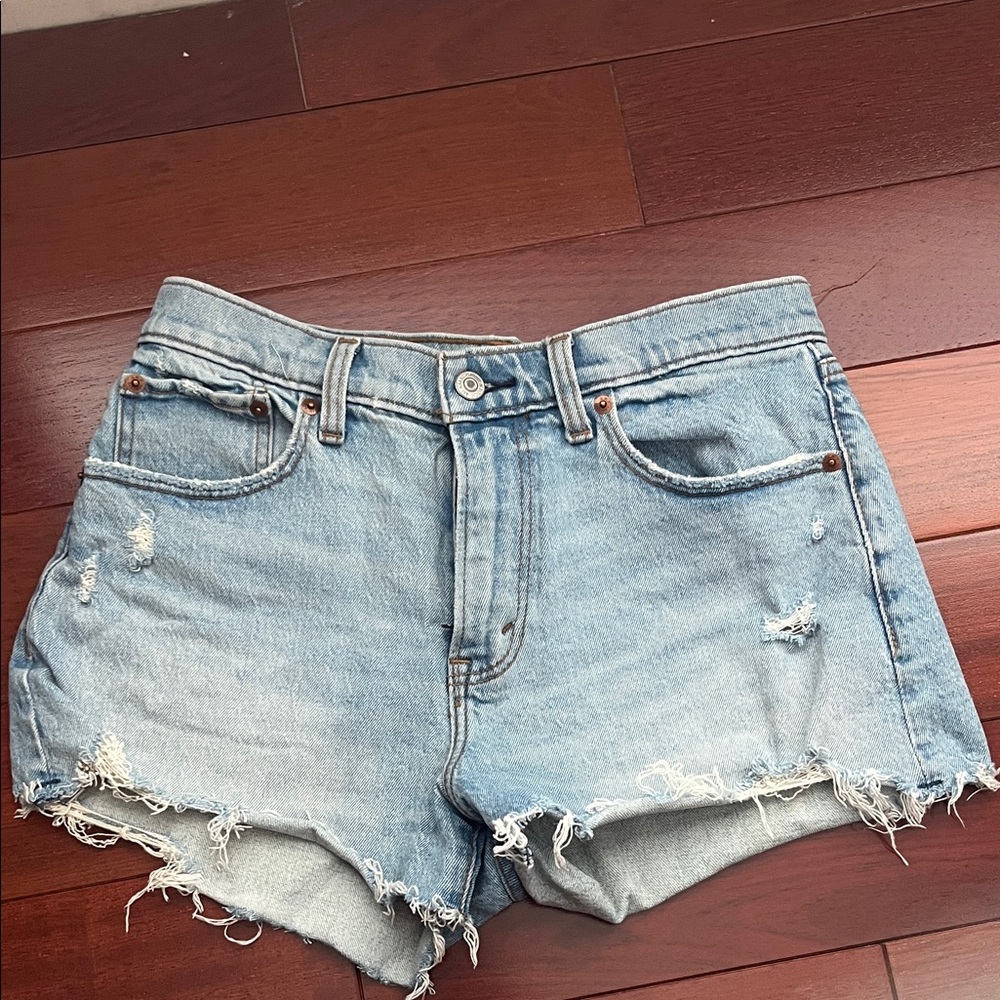 Abercrombie & Fitch Light Blue Mom short - Mid Rise
